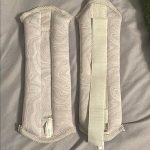 White and Gray Swirl Patterned Ankle Weights